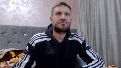 10in_deluxe online show from February 3, 7:13 am