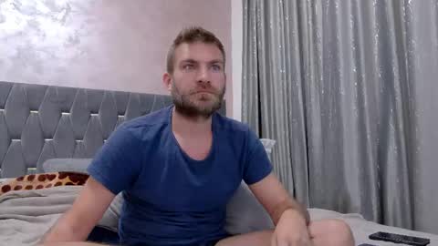 10in_deluxe online show from November 30, 7:59 am