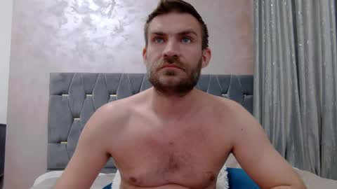 10in_deluxe online show from April 14, 10:18 am