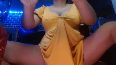  i am trixie im Your Selfsucking Mistress  online show from September 26, 11:02 pm