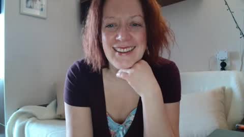 12ennie online show from February 24, 7:00 am