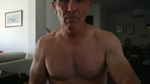 13glanmorfa online show from December 28, 5:57 pm