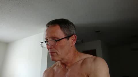 13glanmorfa online show from February 27, 8:42 pm