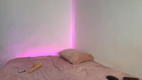 Carl the good girl online show from February 25, 10:19 am