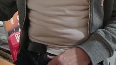 1 Bad Husband online show from February 16, 5:33 pm