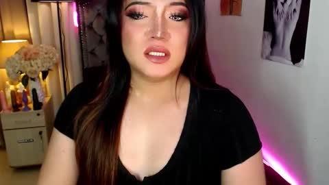 Ekang online show from February 3, 6:45 pm