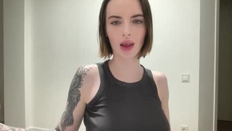 DOVE online show from November 21, 7:45 pm