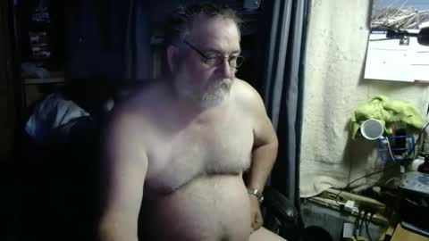 Snapshot of 1dusty60 chatting on February 21, 10:28 am 1dusty60 online show from February 21, 10:28 am