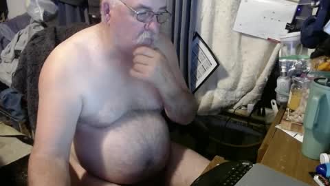 Snapshot of 1dusty60 chatting on October 6, 9:05 am 1dusty60 online show from October 6, 9:05 am