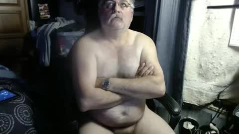 Snapshot of 1dusty60 chatting on December 30, 11:48 am 1dusty60 online show from December 30, 11:48 am