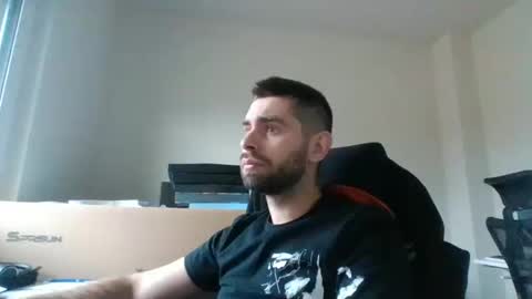 kam online show from February 12, 2:32 pm