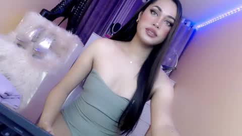 1miracle_tranny online show from October 19, 12:37 am