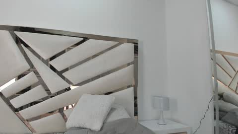 Luisa online show from February 2, 11:07 am