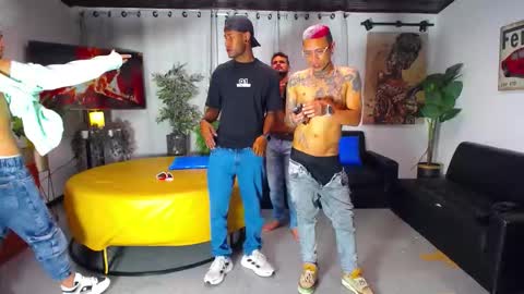 pushman online show from November 15, 1:56 pm