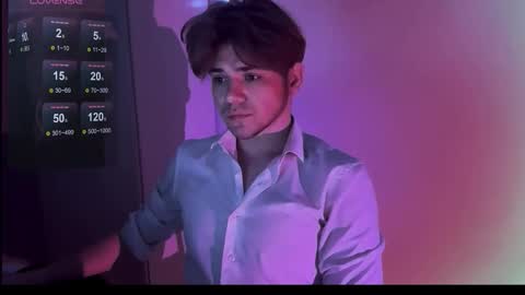 Snapshot of 1roberttt chatting on September 10, 9:49 pm 1roberttt online show from September 10, 9:49 pm