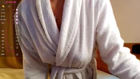 VICTORIA online show from September 26, 1:46 am