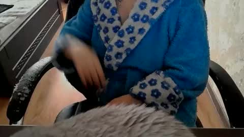 1your_hot_girls online show from March 28, 8:49 am