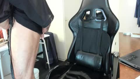 Henk online show from December 2, 3:10 pm