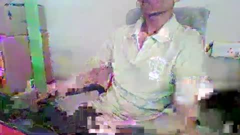 Snapshot of 2277harsh chatting on February 16, 8:43 am 2277harsh online show from February 16, 8:43 am