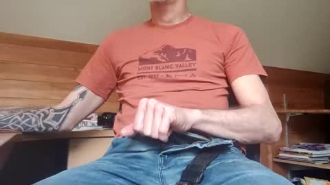 22_acacia_avenue online show from April 10, 9:14 am