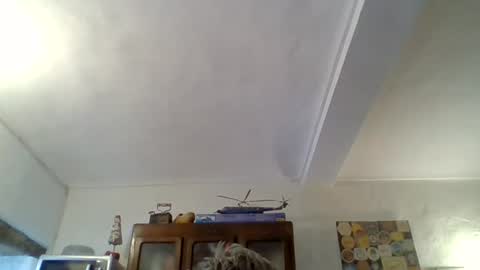 22esserre online show from August 3, 11:38 am