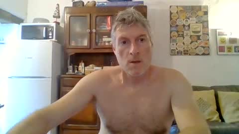 22esserre online show from June 23, 12:11 pm