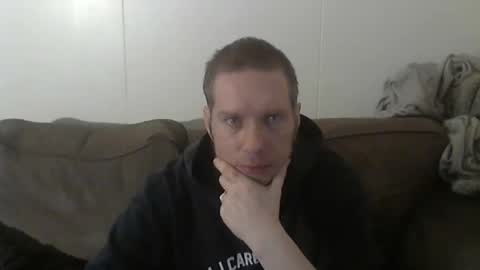 2small4you83 online show from March 8, 2:01 am