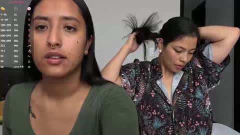 Dalilah and Tarah online show from March 4, 7:32 pm