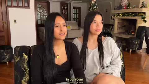 Dalilah and Tarah online show from November 24, 4:27 pm