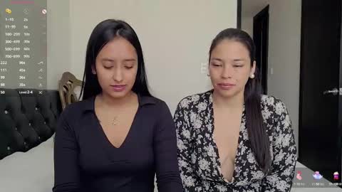 Dalilah and Tarah online show from January 19, 3:32 pm