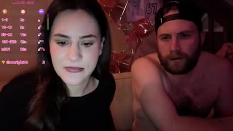 2users_1account online show from January 11, 3:56 am