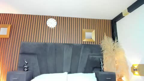 3X NAXAA online show from February 26, 1:58 pm