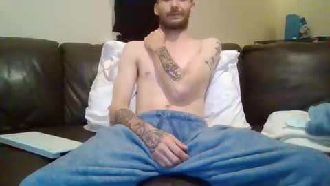 420feetloverr420 online show from April 9, 3:10 am