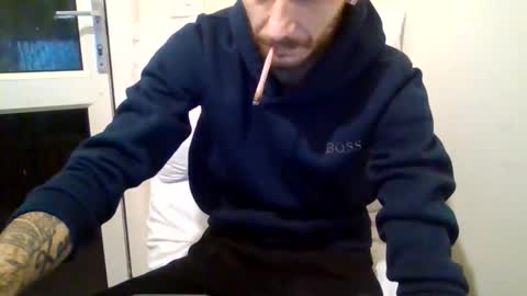 420feetloverr420 online show from June 8, 11:49 pm