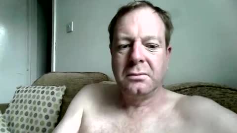 robert online show from March 27, 8:48 am