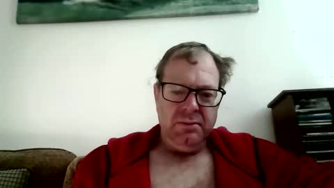 robert online show from April 18, 8:49 am