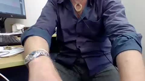 555tony555 online show from December 10, 9:43 pm