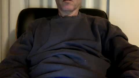 555tony555 online show from November 17, 7:55 am