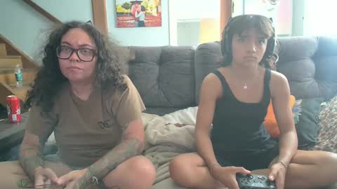 666afrodite online show from February 12, 6:40 pm