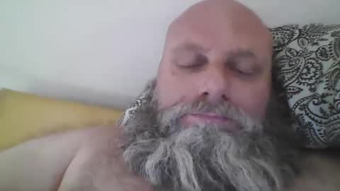 Snapshot of 69singledad79 chatting on December 8, 9:30 pm 69singledad79 online show from December 8, 9:30 pm