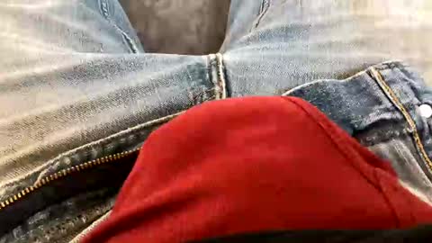 6inchboytoy online show from March 7, 6:54 pm