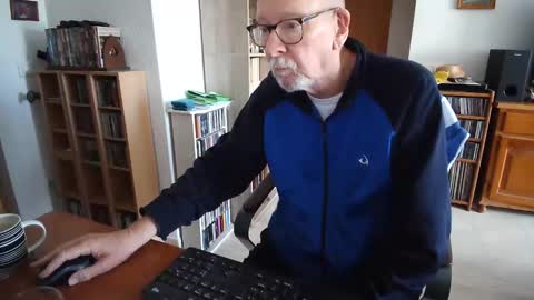  Papi  online show from March 29, 10:06 am