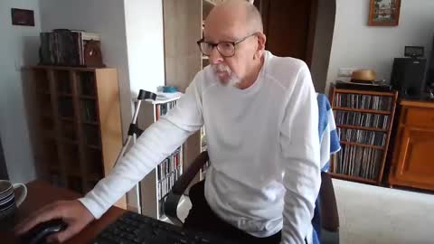  Papi  online show from May 8, 9:48 am