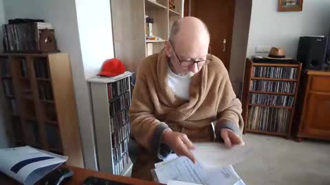  Papi  online show from February 13, 10:29 am