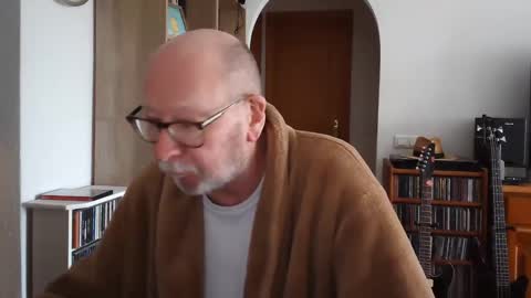  Papi  online show from March 7, 4:22 pm