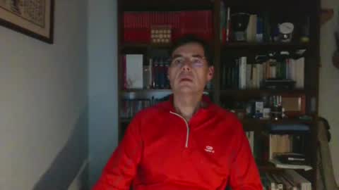 8age online show from December 4, 10:35 pm