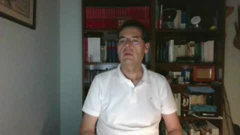 8age online show from July 1, 10:51 pm