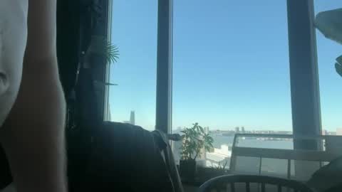 Snapshot of 8thsnd chatting on October 9, 2:44 pm huh online show from October 9, 2:44 pm