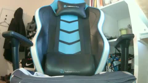 Arturo online show from December 17, 8:32 pm