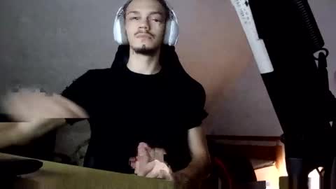 Alex online show from January 1, 7:43 pm